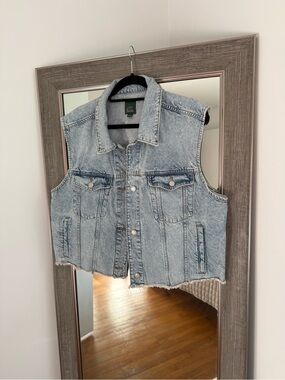 Cropped Light Wash Denim Vest Wild Fable Sleeveless Jean Jacket
